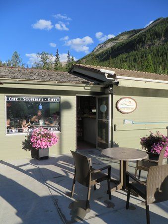 Fiddle Valley Cafe Miette Hot Springs